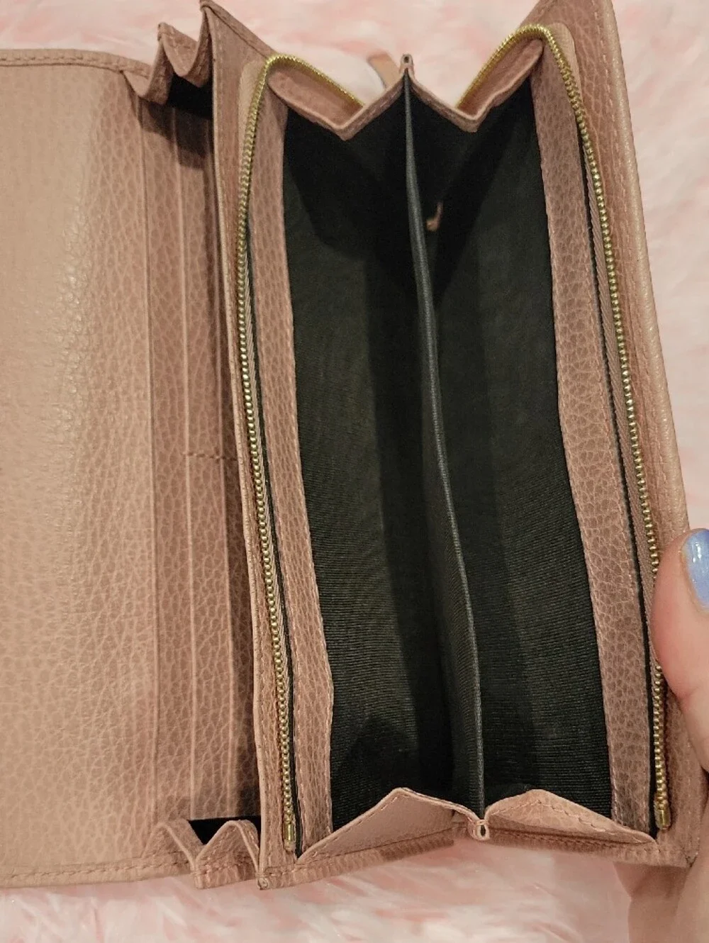 Gucci Leather Long Wallet in Dusty Rose
